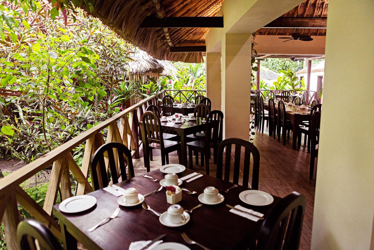 Hotel Jungle Lodge Tikal Kültér fotó