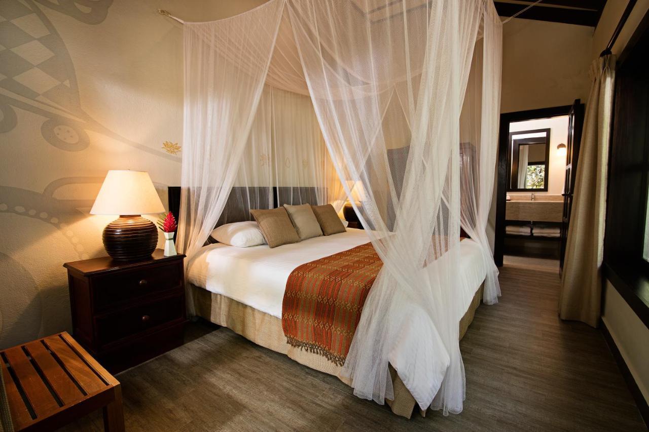 Hotel Jungle Lodge Tikal Kültér fotó